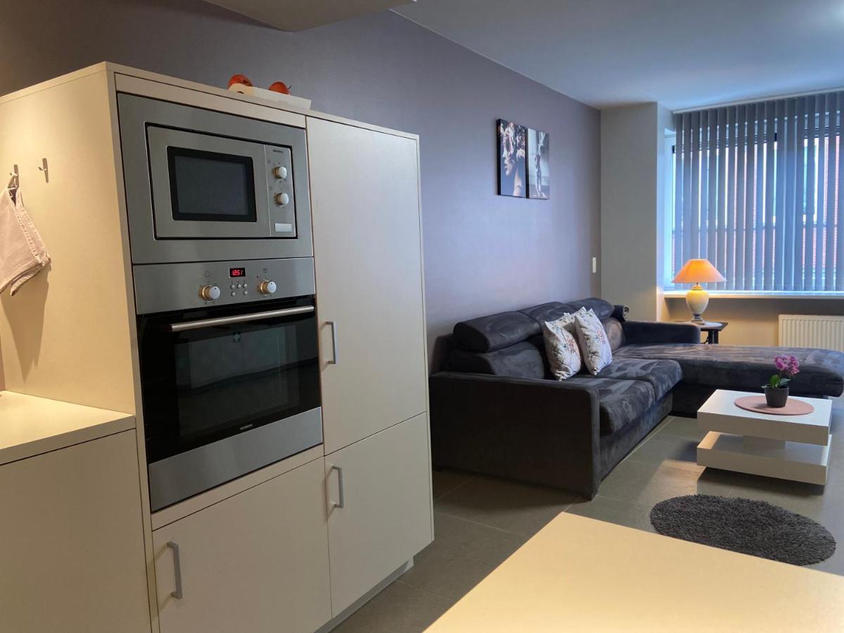 Moderne Appartement Aan Zee Остенде Екстериор снимка